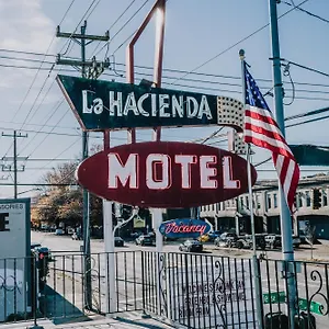 La Hacienda Motel