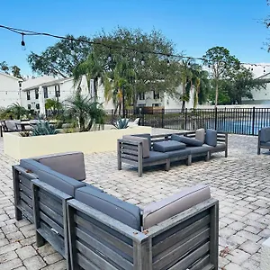 https://2bd-2ba-quiet-townhome-near-usf-busch-gardens-sleeps-5.hotelstampa.org